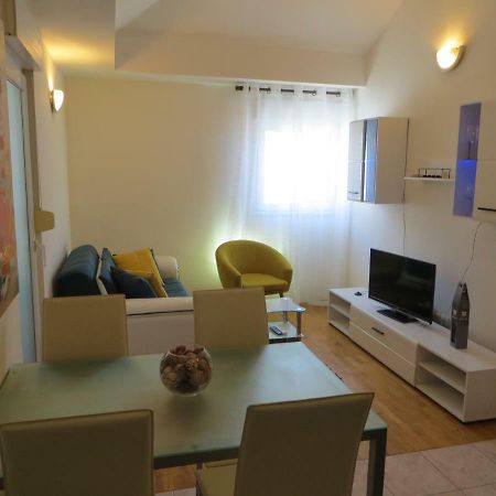 Apartment Milena Omiš Extérieur photo
