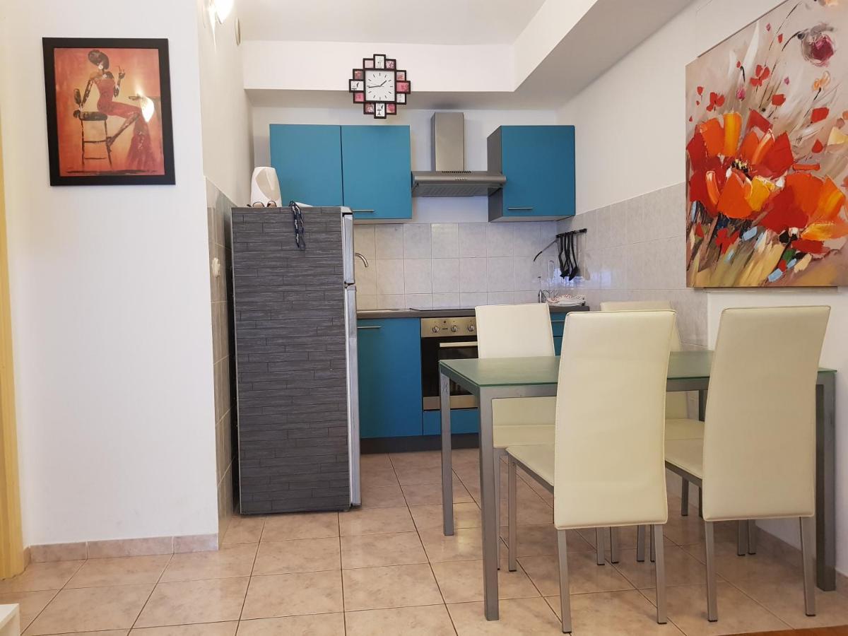 Apartment Milena Omiš Extérieur photo