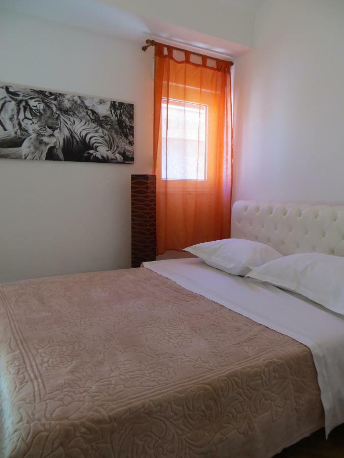Apartment Milena Omiš Extérieur photo